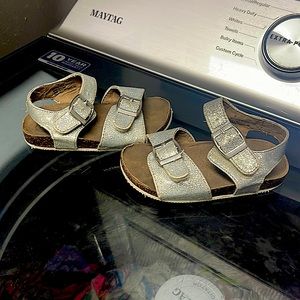 Girls sandals